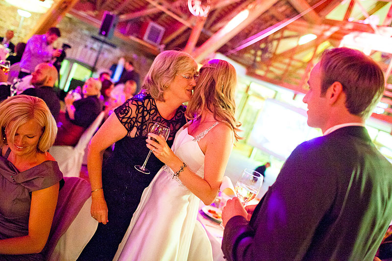 emotionaler-moment-auf-einer-Hochzeit