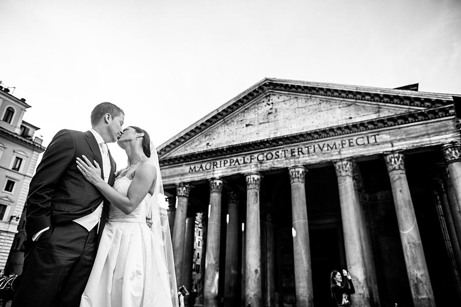 Hochzeitsfotograf am Phanteon in Rom