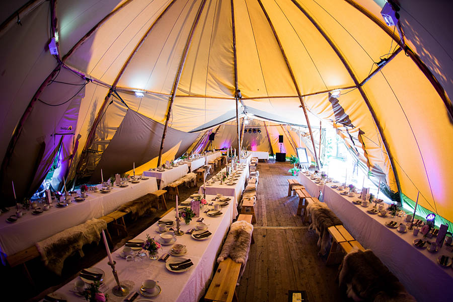 Tipizelt von Innen - Hochzeit im Zelt