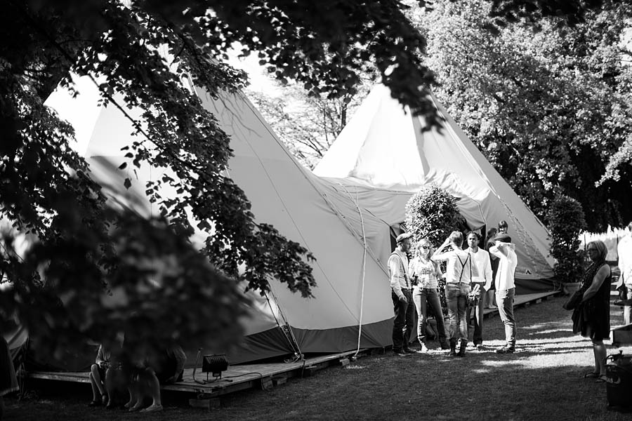 Hochzeit in einem Tipi Zelt