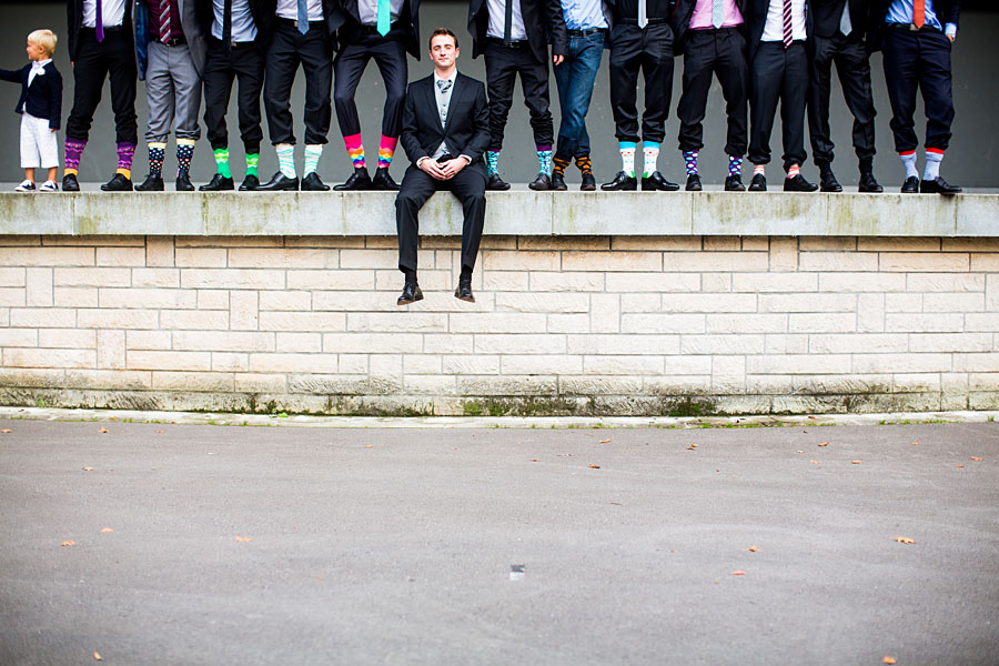 colour socks an a wedding - bunte socken auf hochzeit