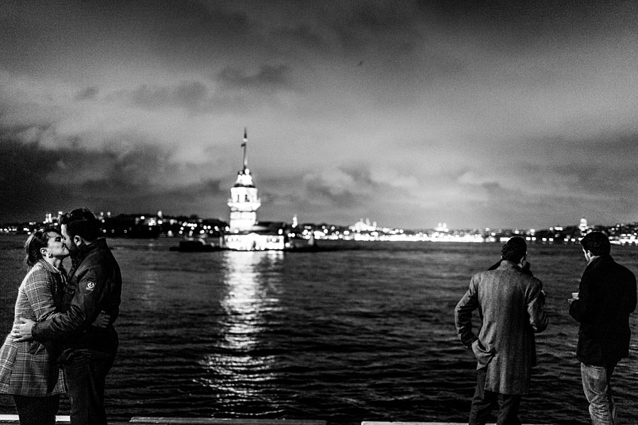 Paarfotos in Istanbul verliebtes Paar Bilder Fotograf