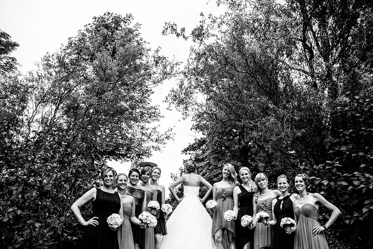 Fotos mit Freundinnen auf Hochzeit - Bridemades Hochzeit wedding Fotograf