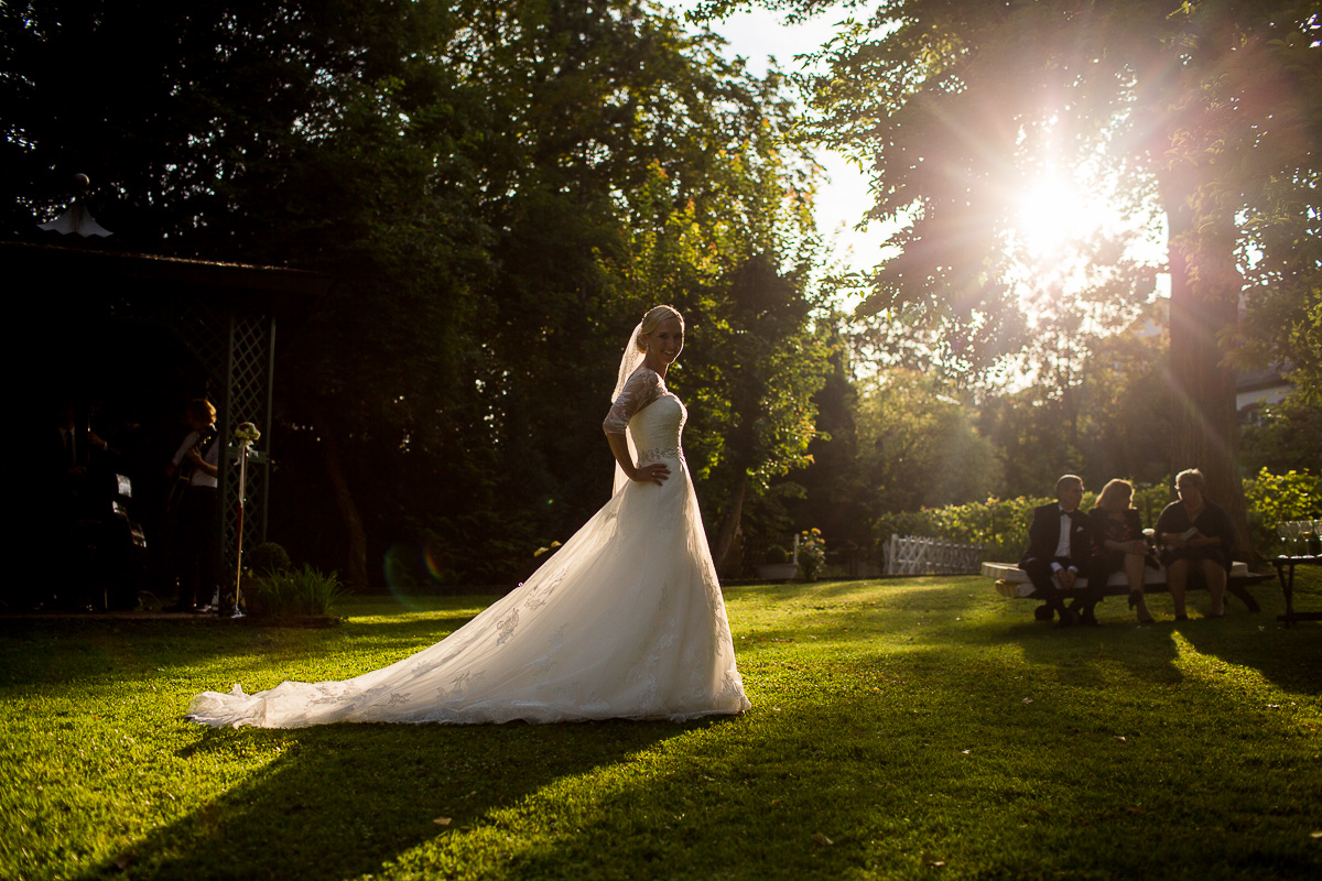 Braut garten Eltville Sonnenuntergang