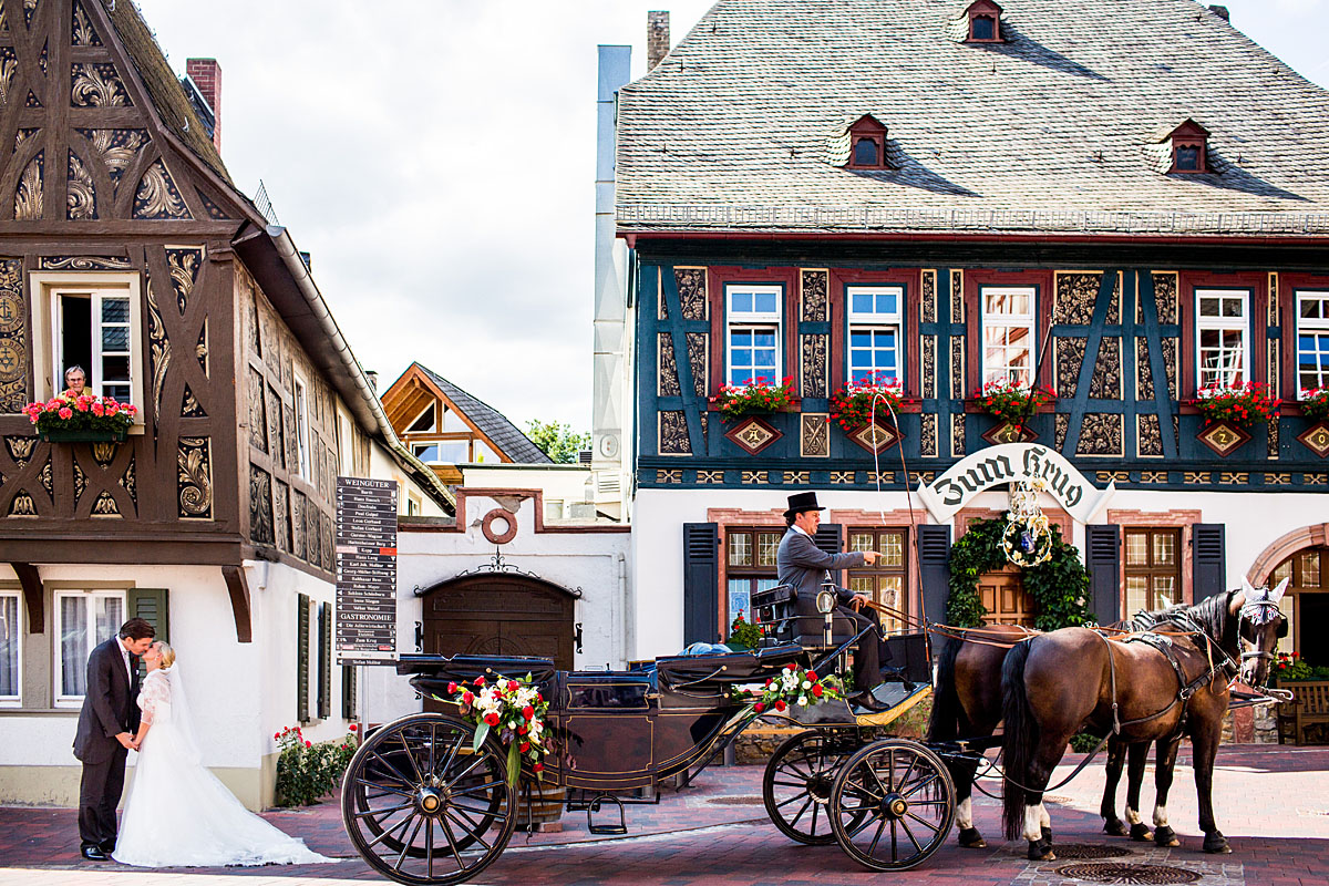 Hochzeit mit der Kutsche am Kronenschloesschen Eltville