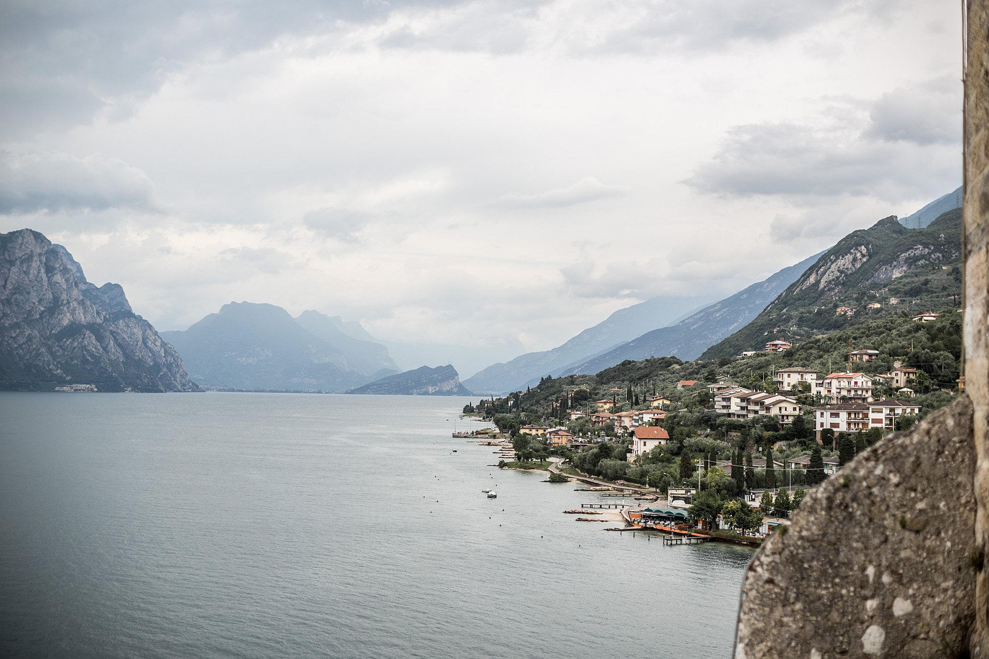 Malcesine, Blick von Burg auf Gardasee Gardasee, Malcesine, See, Wasser, Landschaft, Burgruine