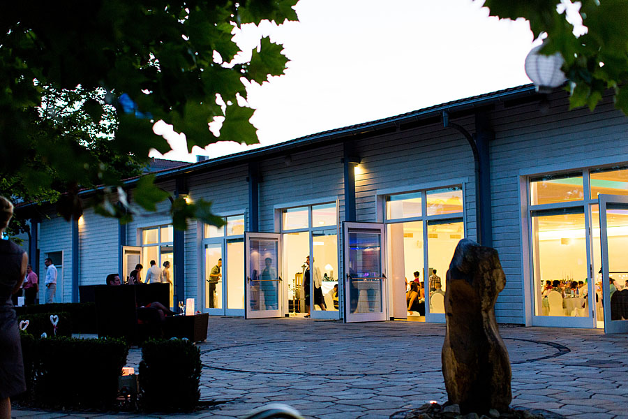 Gebäude bei Nacht Münsterfeld Hochzeit