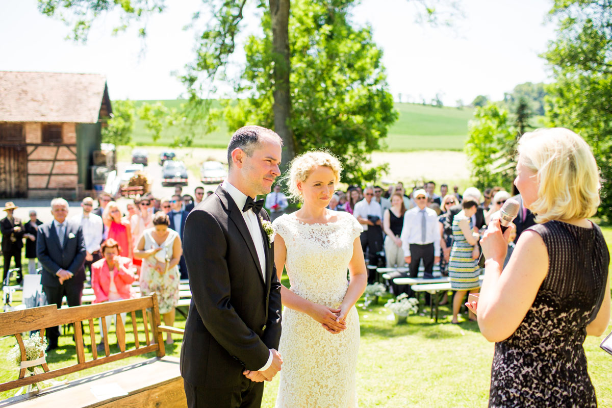 Heiraten im Steinbachhof freie Trauung im Garten