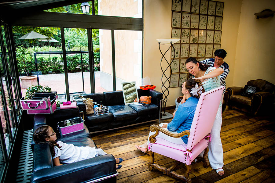 Hair Dresser in Maison Ducasse at wedding